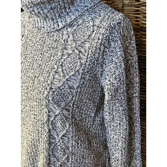Gap Black and White Cable Knit Turtleneck Sweater Size Small - Picture 8 of 13